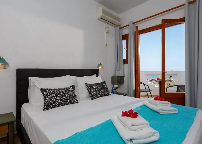Romantica Hotel Apartments