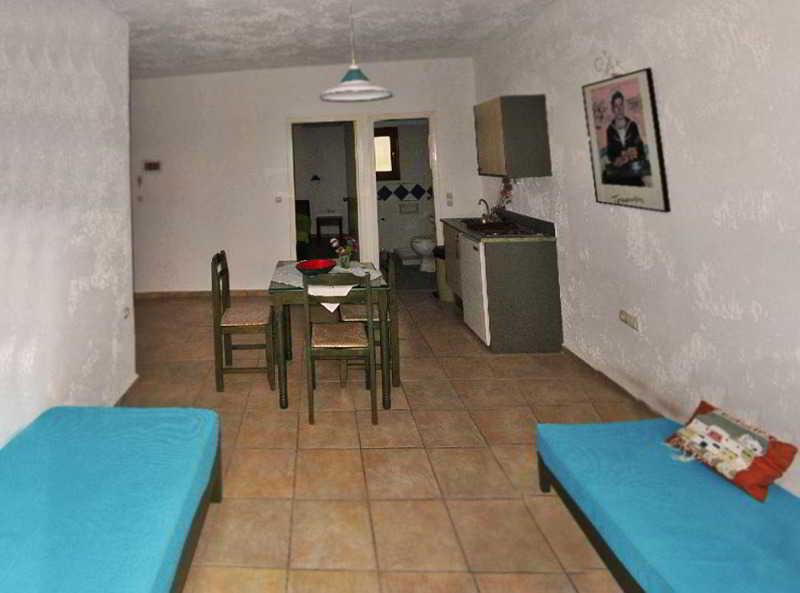 Apart Otel Romantica Hersonissos (Crete)